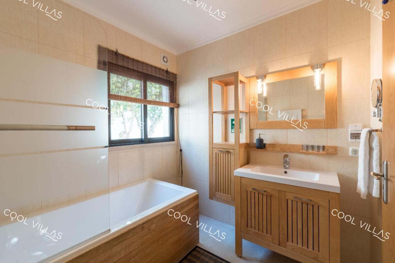 Apartamento Laurent - Beachfront And City Center Albufeira Dış mekan fotoğraf